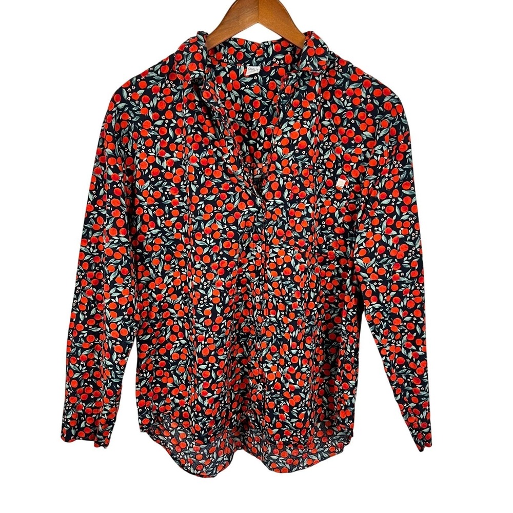 ☘️5/$25 Apple Fruit Print Cotton Button Down Shirt Small Teacher Berry Old Navy